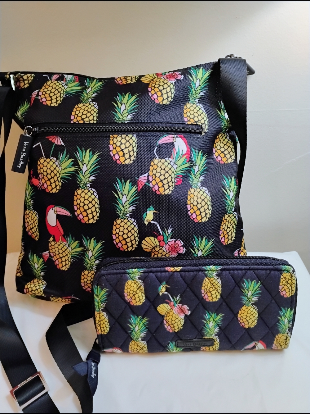 Vera Bradley Blue Pineapple Print Crossbody with Matching Wallet